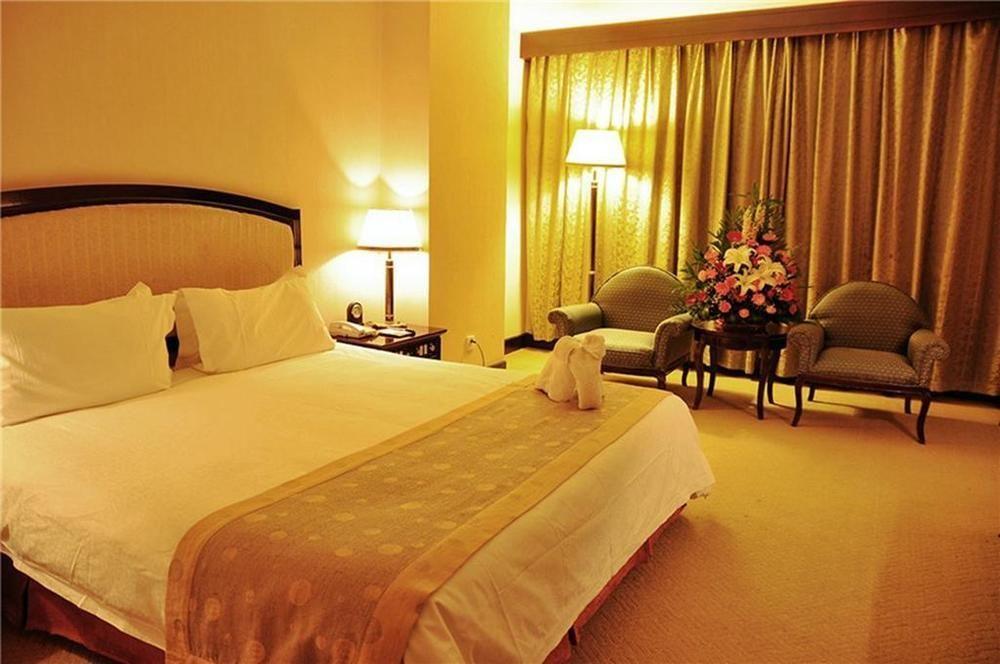 Luoyang Grand Hotel Εξωτερικό φωτογραφία